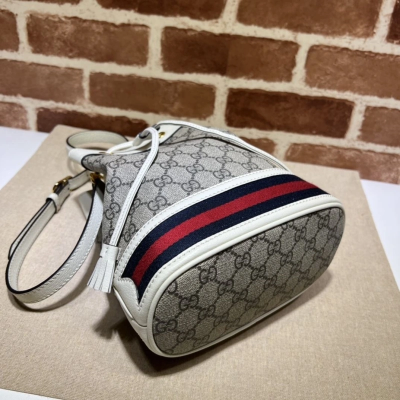 Gucci Backpacks 4036-0221