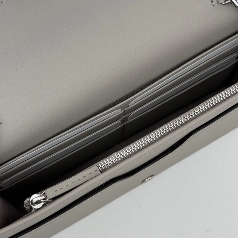 Gucci Satchel Bags 4036-0372