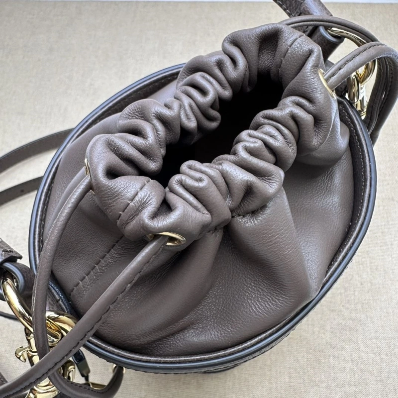Gucci Bucket Bags 4036-0733