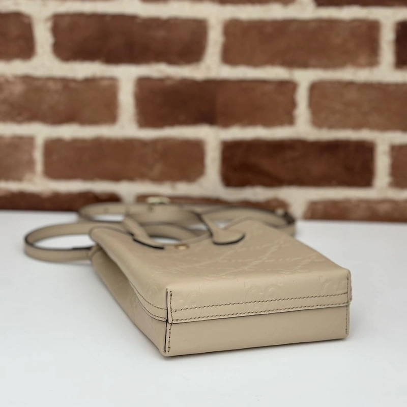 Gucci Top Handle Bags 4036-0887