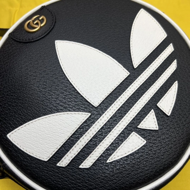 Gucci Round Bags 4036B-0392