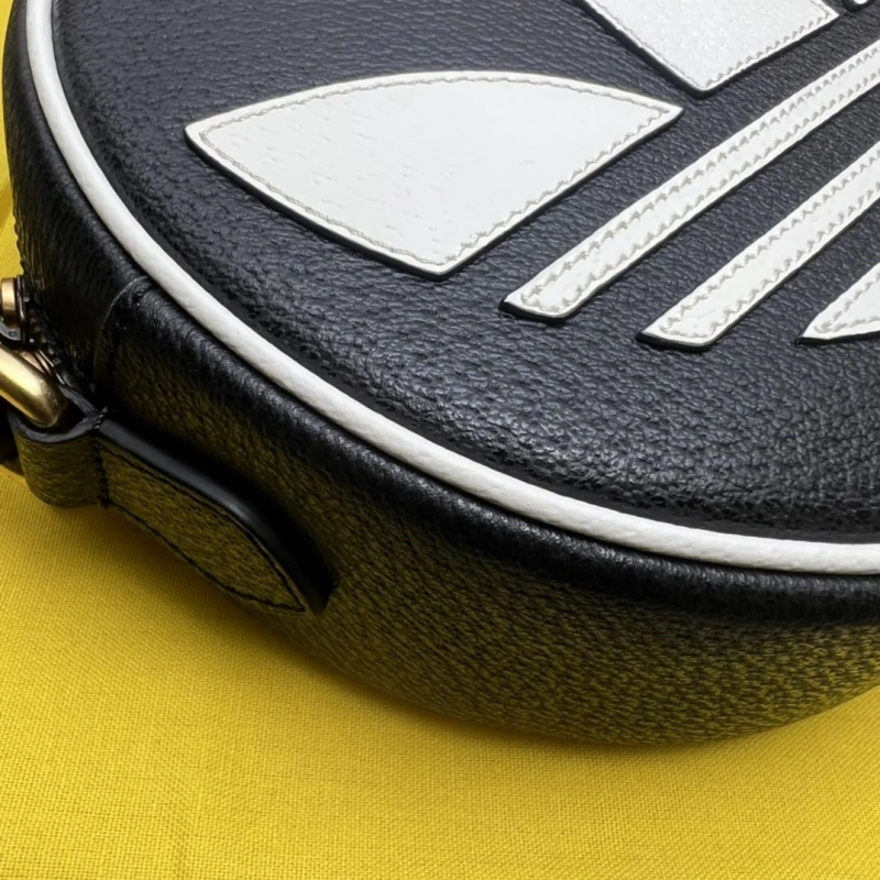 Gucci Round Bags 4036B-0392