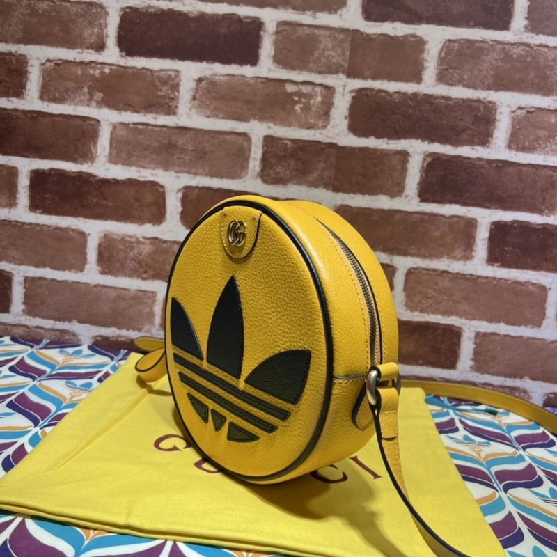 Gucci Round Bags 4036B-0395