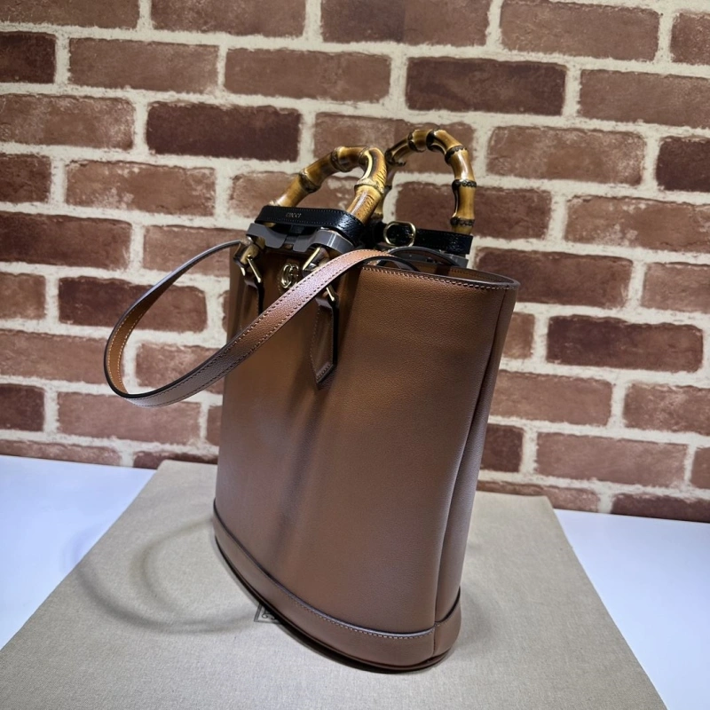 Gucci Bucket Bags 4036B-0411