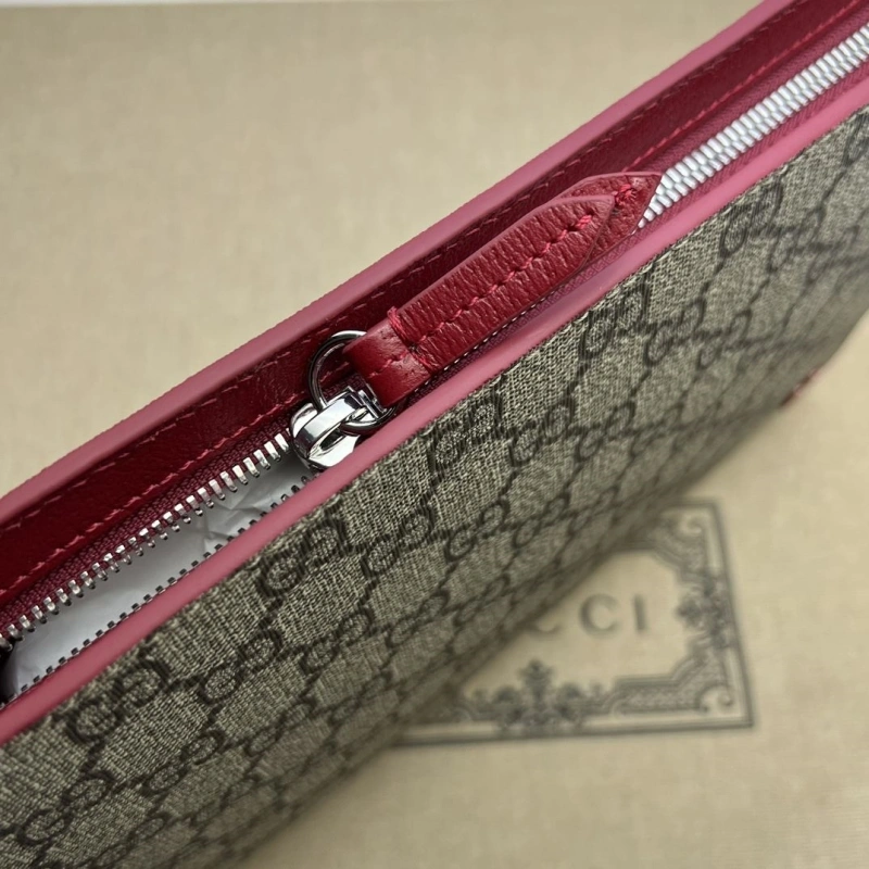 Gucci Clutch Bags 4036B-0455