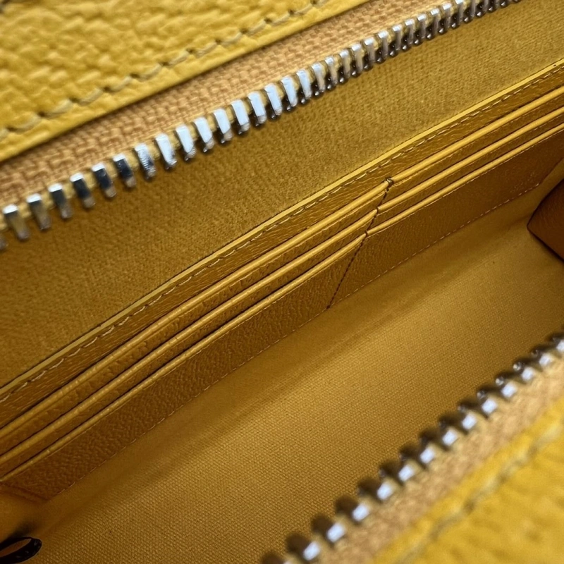 Gucci Clutch Bags 4036B-0456