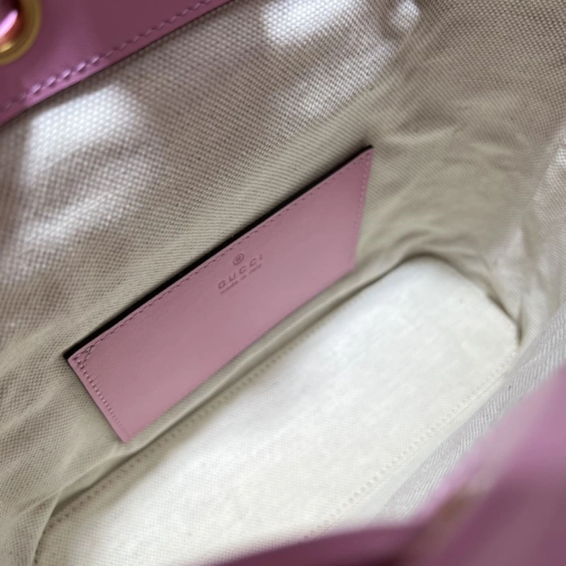 Gucci Backpacks 4036B-0942