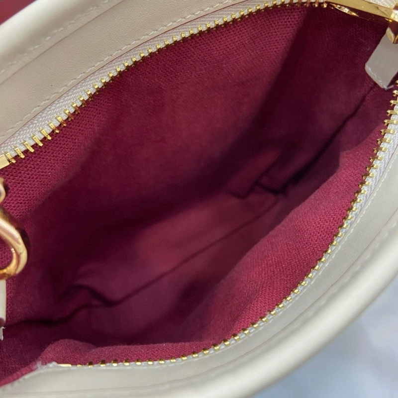 Gucci Top Handle Bags 4036C-1542