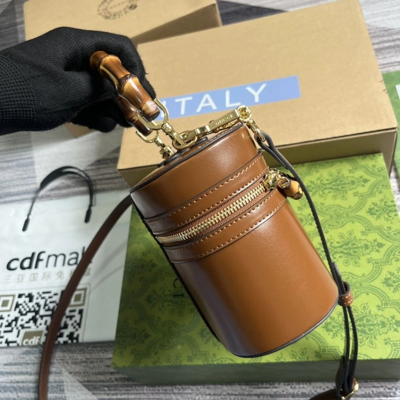 Gucci Cosmetic Bags 4036C-2421