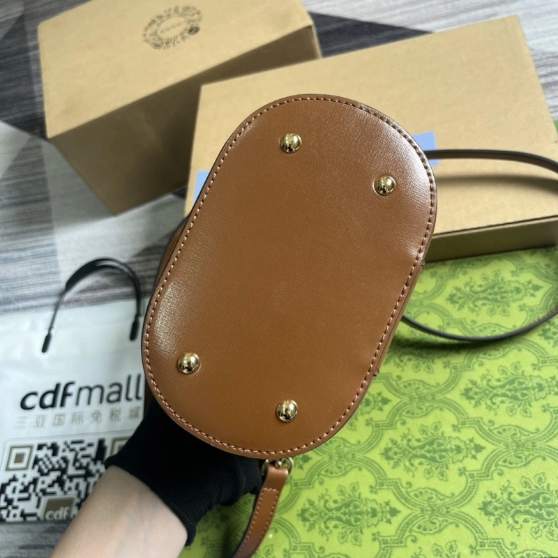 Gucci Cosmetic Bags 4036C-2421