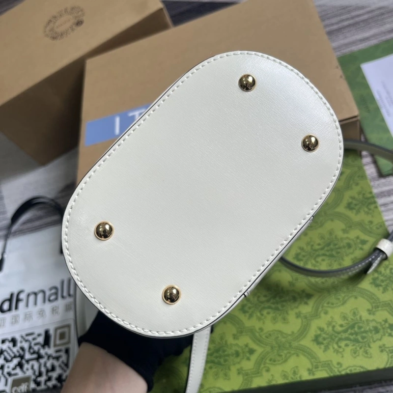 Gucci Cosmetic Bags 4036C-2422