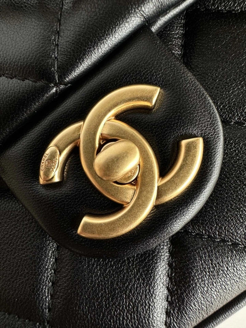 Chanel 19 Bags 4046F-0157