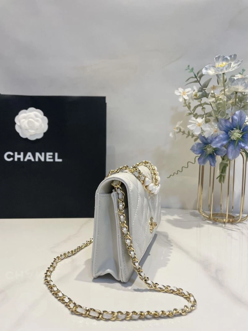 Chanel 19 Bags 4046G-0035