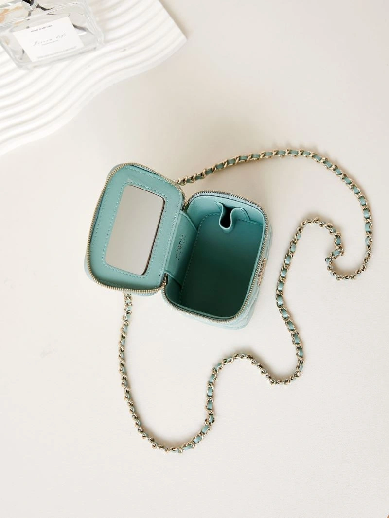 Chanel Cosmetic Bags 4046G-0044