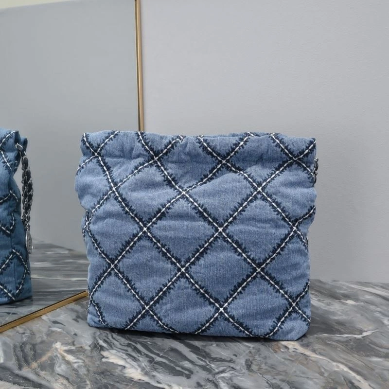 Chanel Shopping Bags 4046G-0097