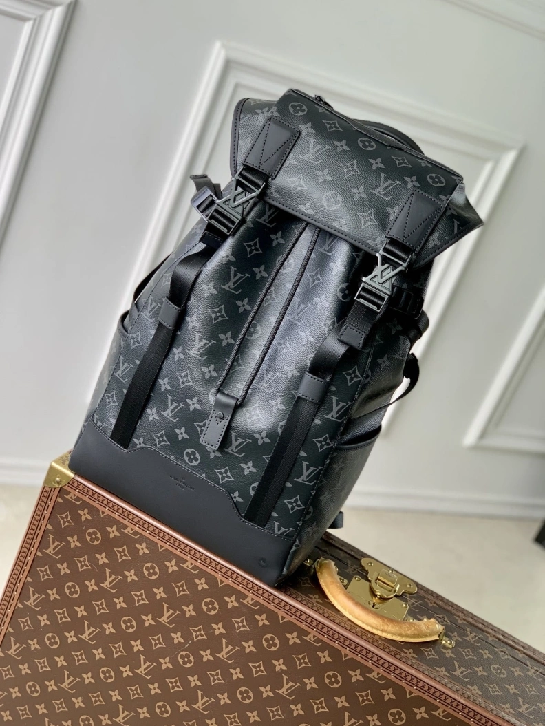 LV Backpacks 4048A-0015