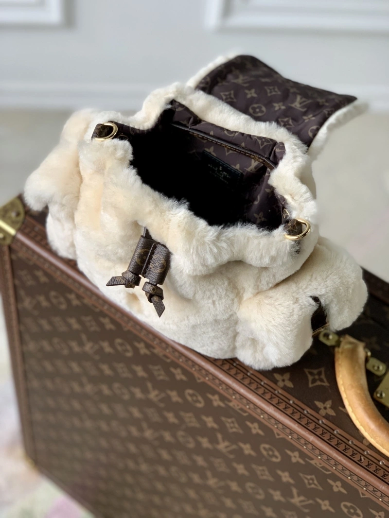 LV Backpacks 4048A-0018