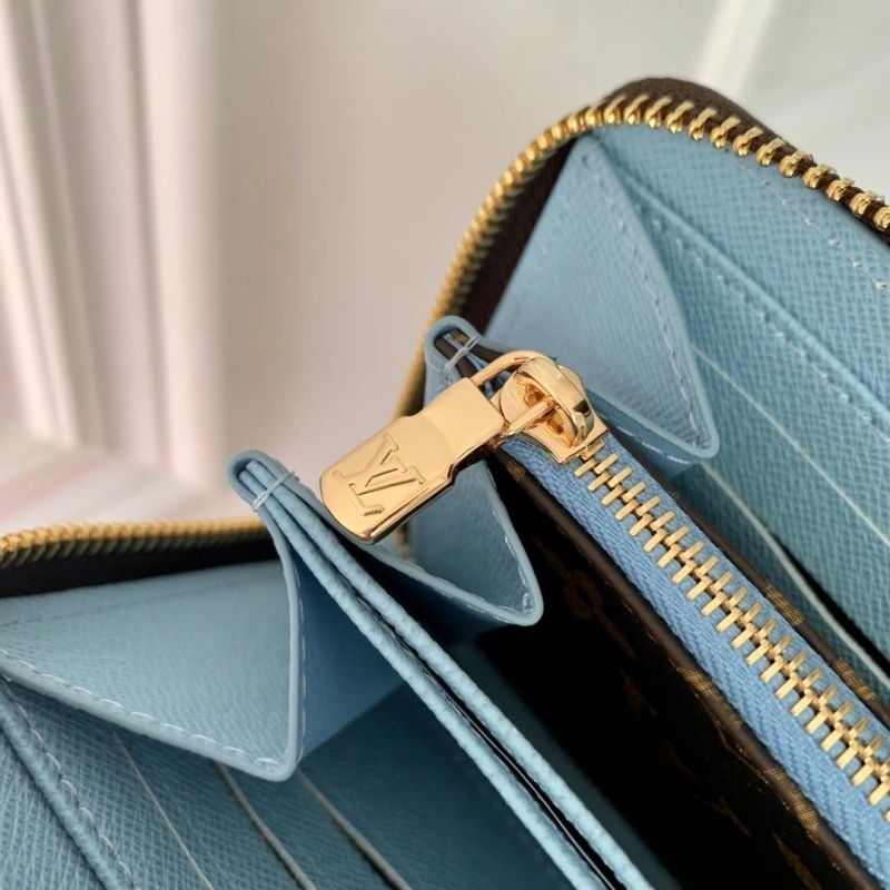 LV Wallets 4048A-0054