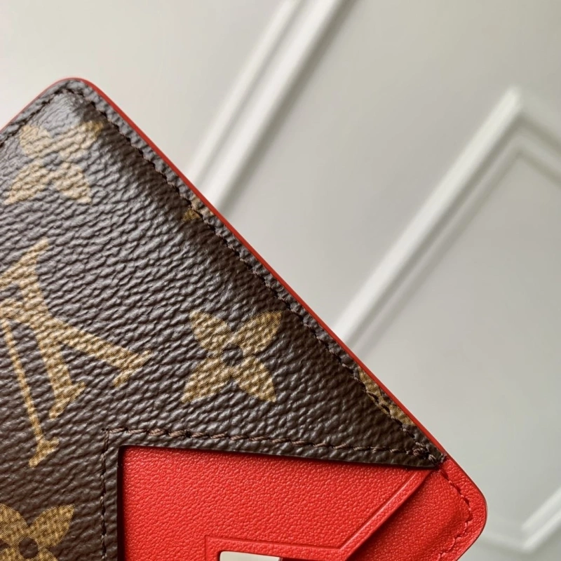 LV Wallets 4048A-0068