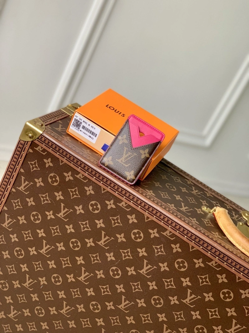 LV Wallets 4048A-0070