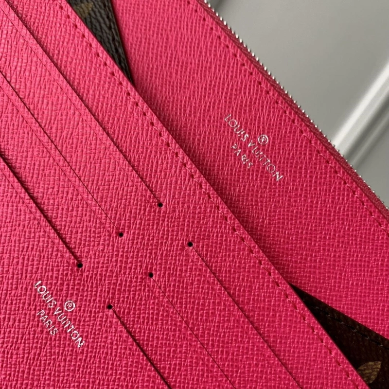 LV Wallets 4048A-0076