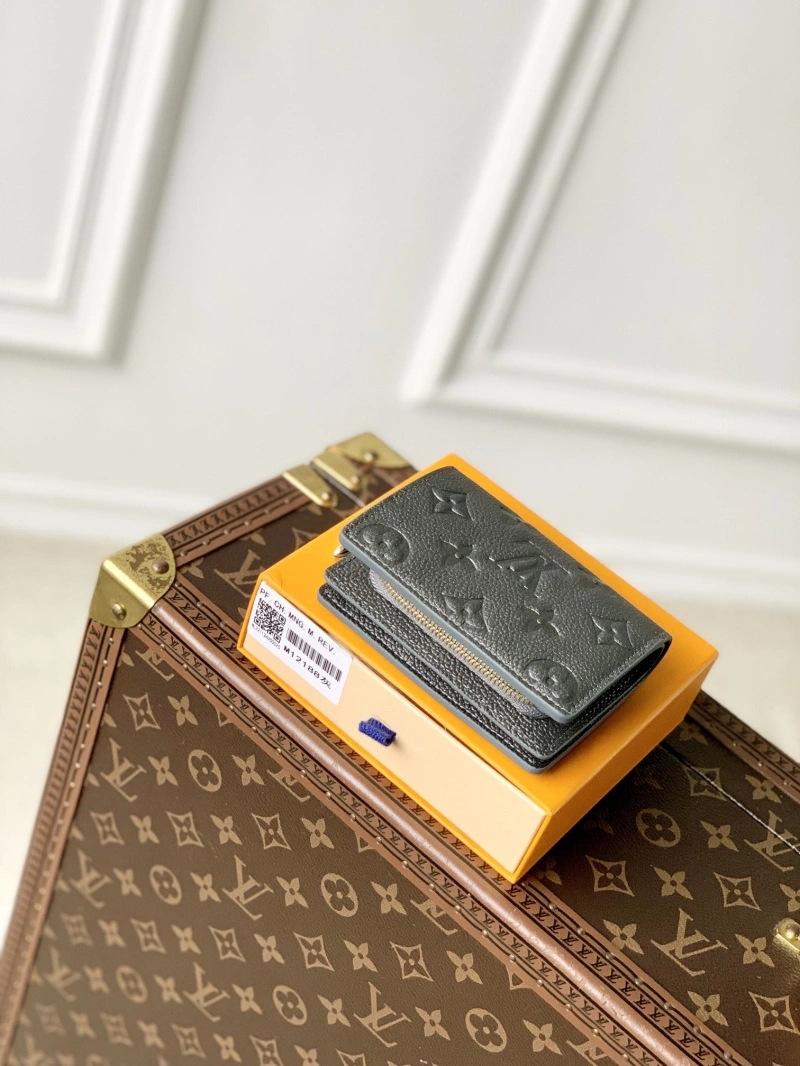 LV Wallets 4048A-0100