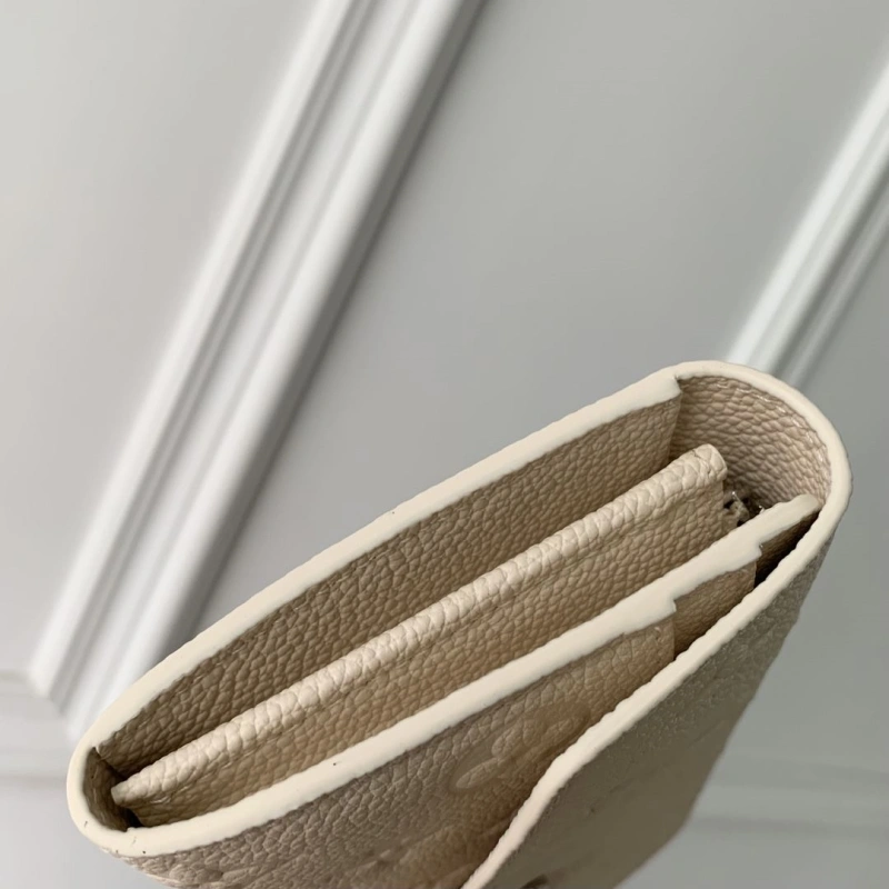 LV Wallets 4048A-0108