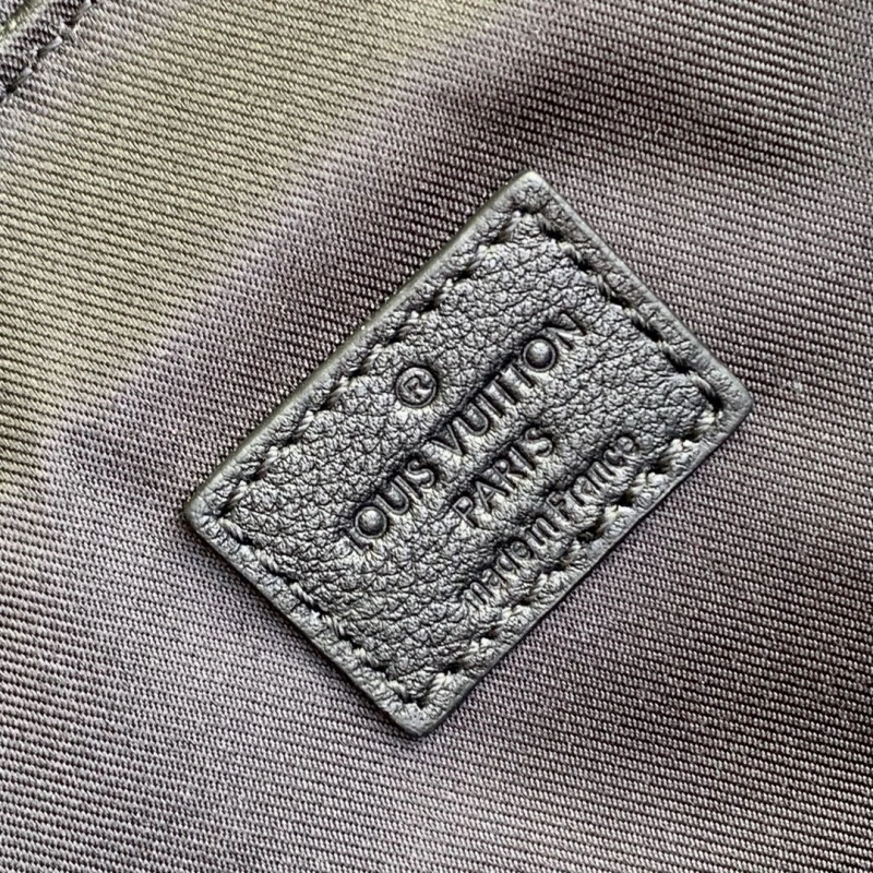 LV Backpacks 4048A-0128