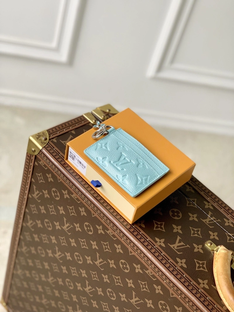 LV Wallets 4048A-0131