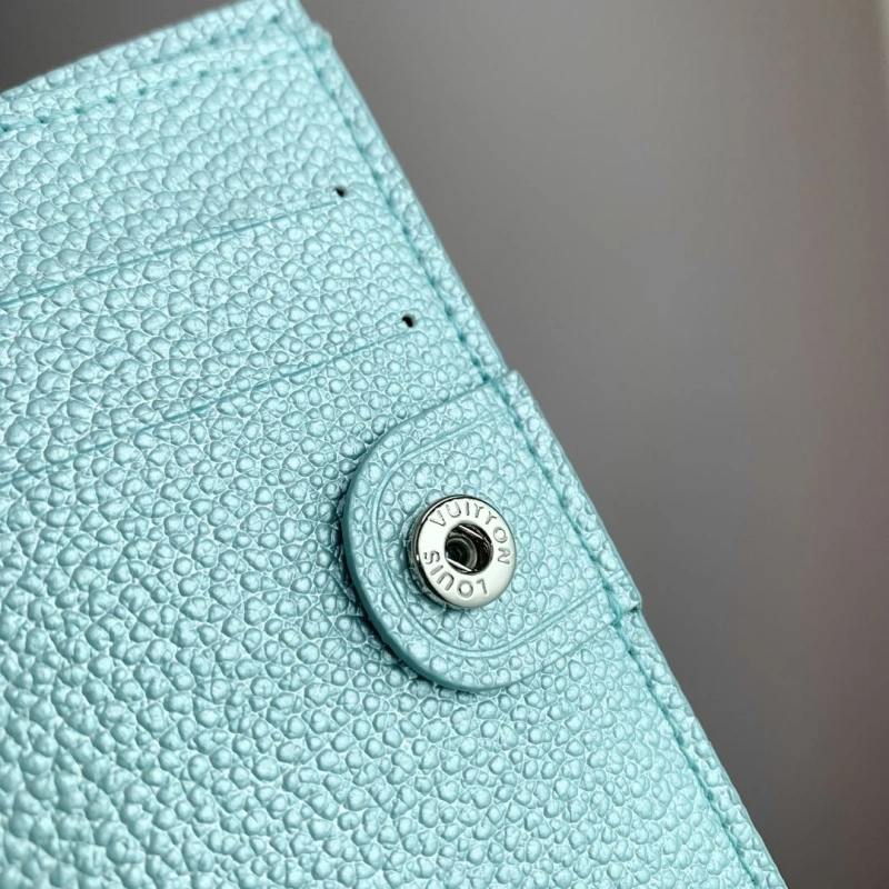 LV Wallets 4048A-0133