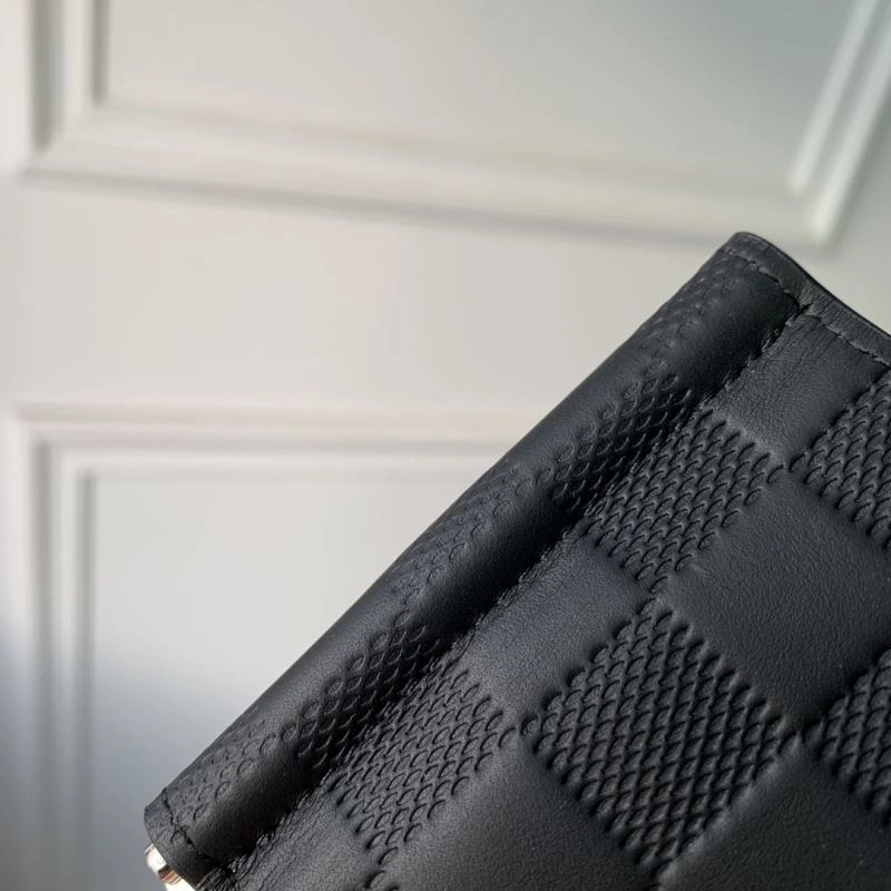 LV Wallets 4048F-0021