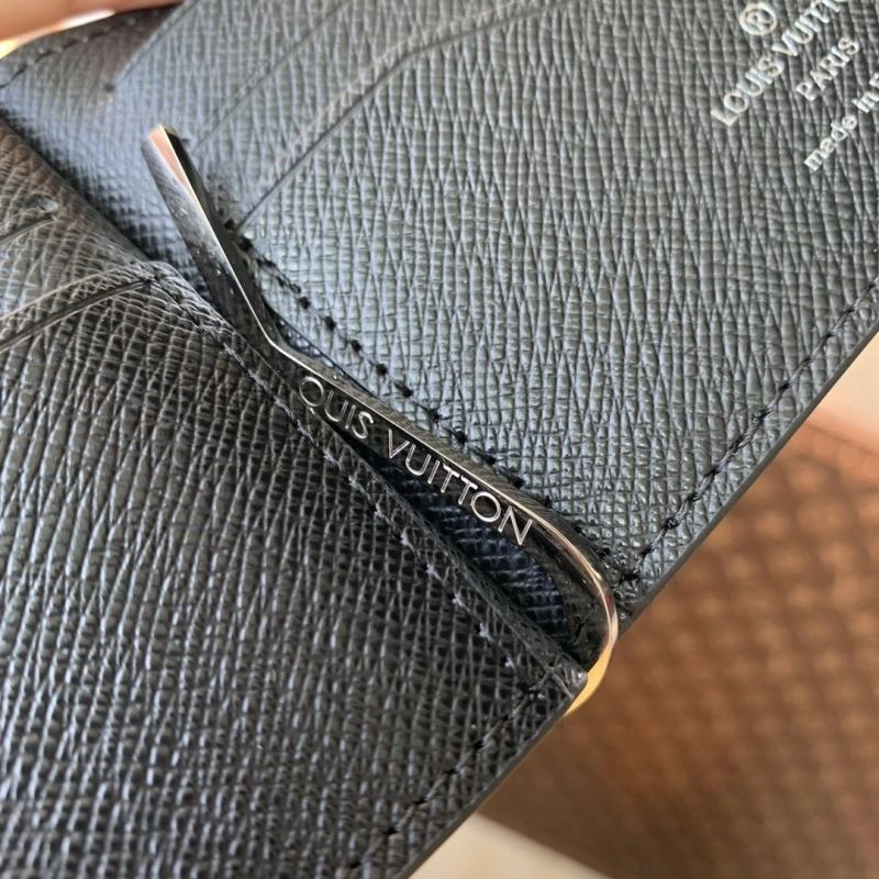 LV Wallets 4048F-0025