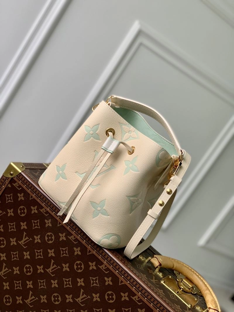 LV Bucket Bags 4048F-0033