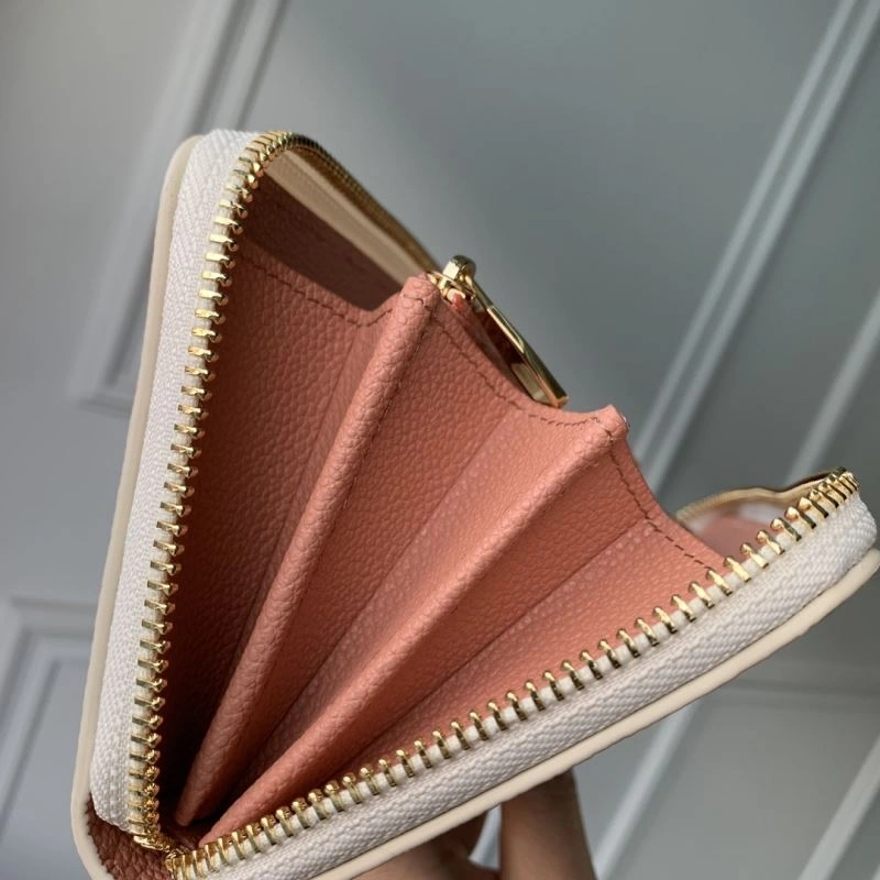 LV Wallets 4048F-0082