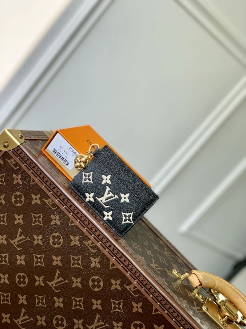 LV Wallets 4048F-0105