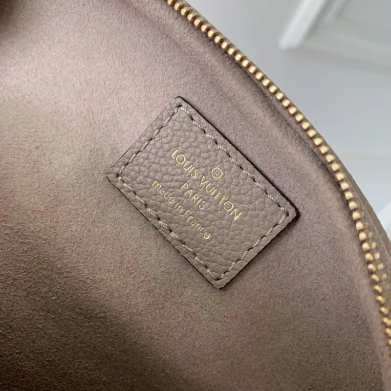 LV Cosmetic Bags 4048G-0045