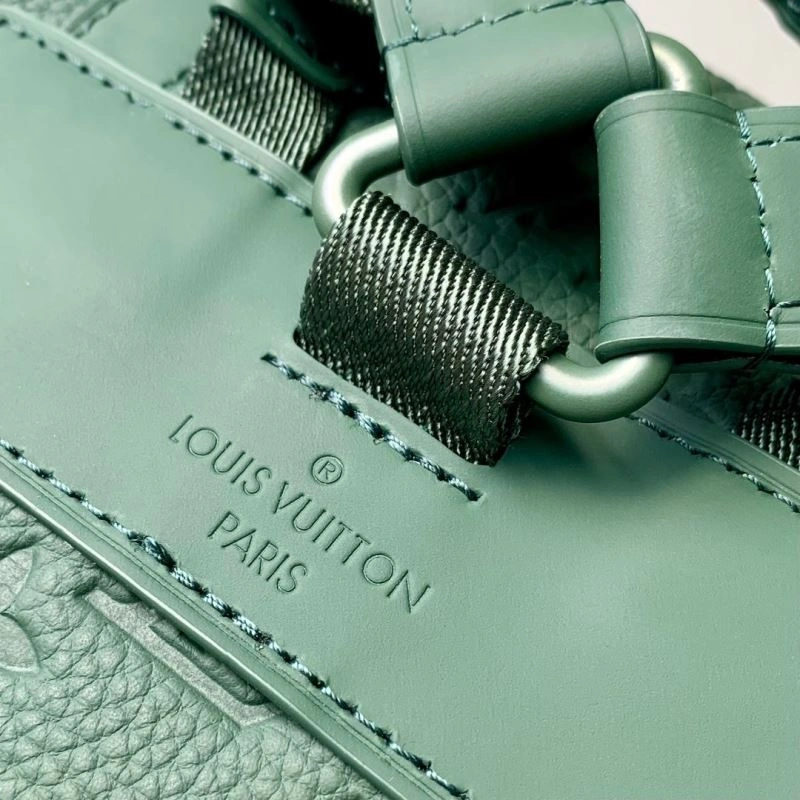 LV Backpacks 4048H-0127