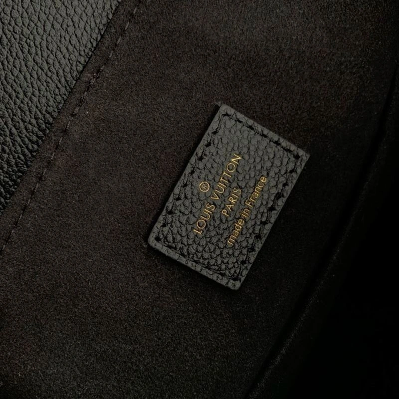 LV Backpacks 4048H-0233