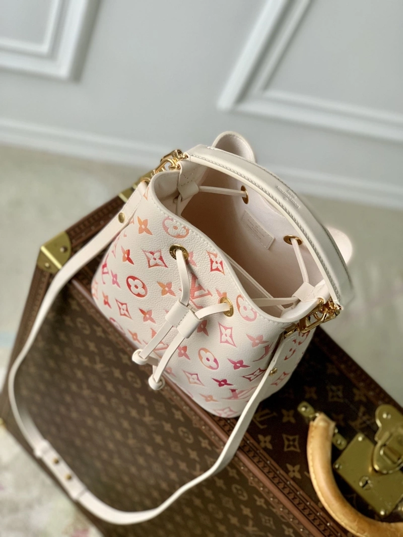 LV Bucket Bags 4048I-0018
