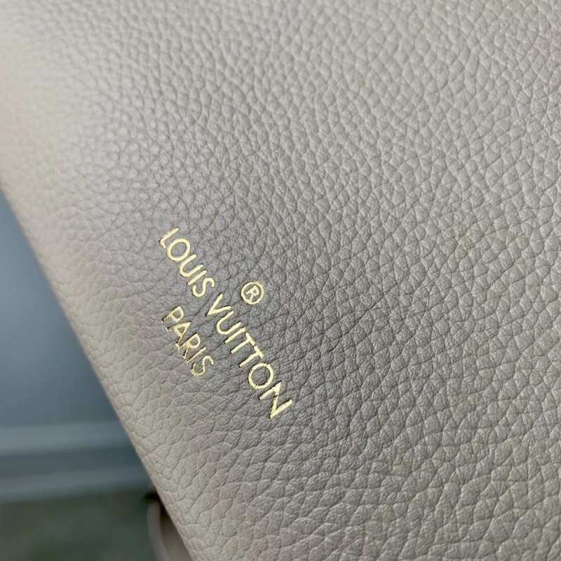 LV Shopping Bags 4048I-0024