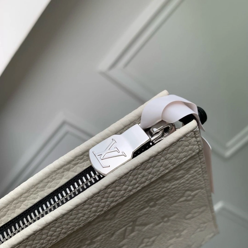 LV Clutch Bags 4048I-0139