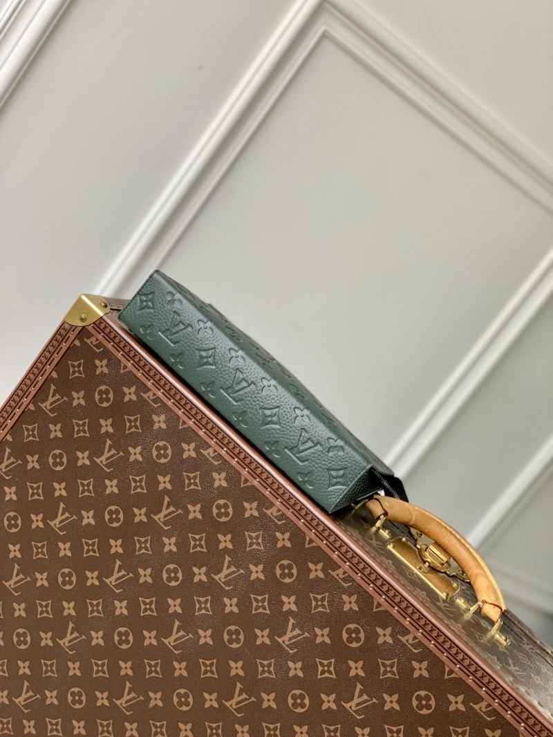 LV Clutch Bags 4048I-0151