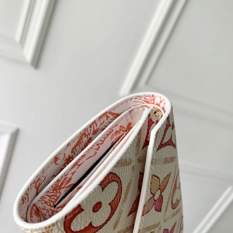 LV Wallets 4048I-0225