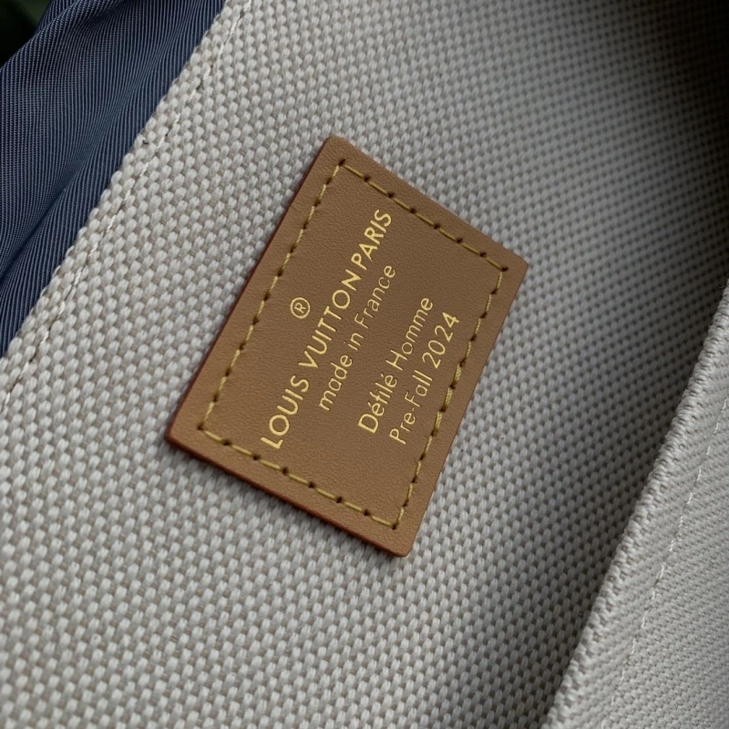 LV Backpacks 4048I-0243