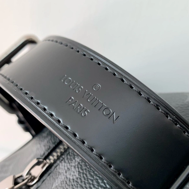 LV Cosmetic Bags 4048I-0390