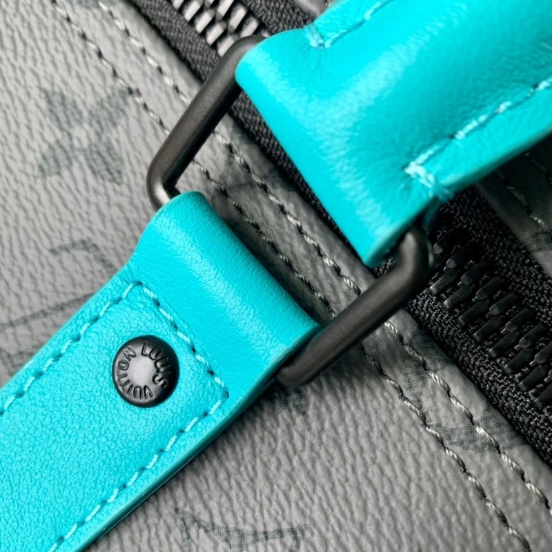 LV Travel Bags 4048I-0407