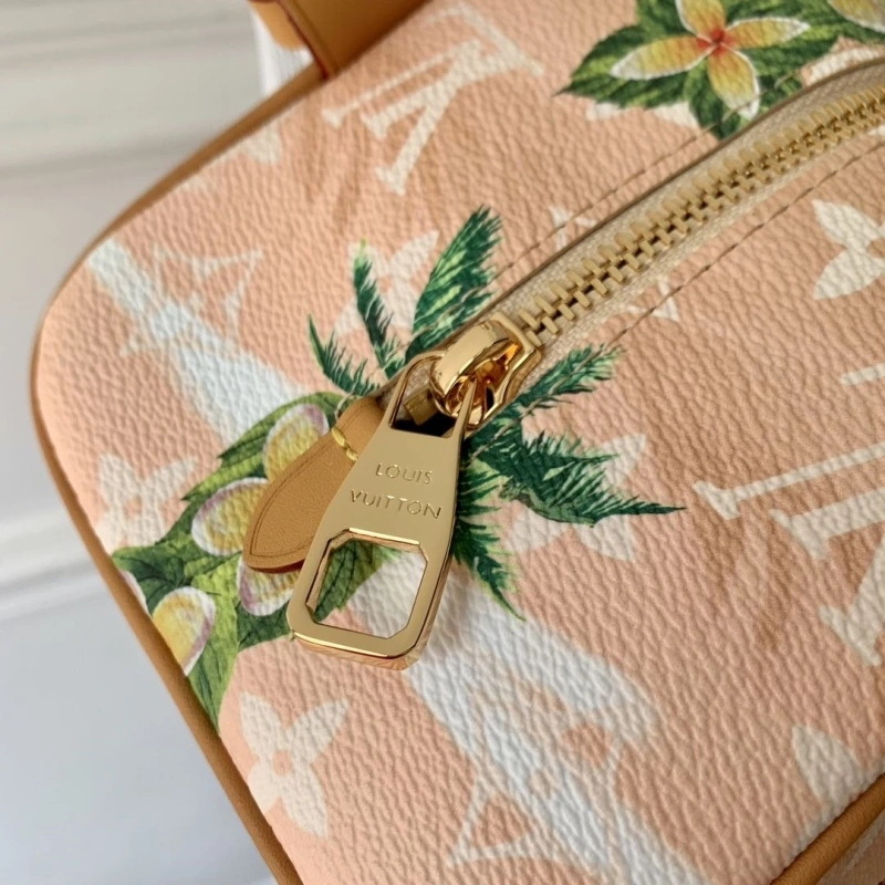 LV Cosmetic Bags 4048I-0467