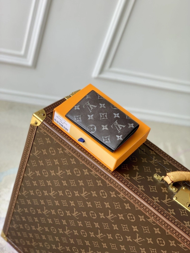 LV Wallets 4048I-0484
