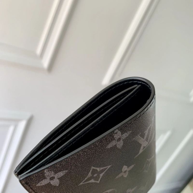 LV Wallets 4048I-0484