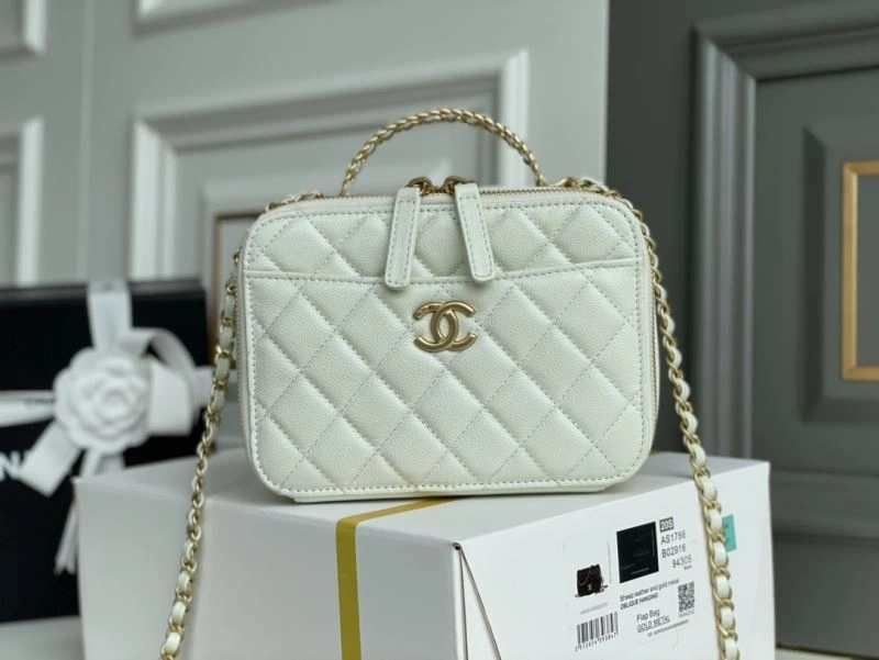 Chanel Cosmetic Bags 4049B-0182